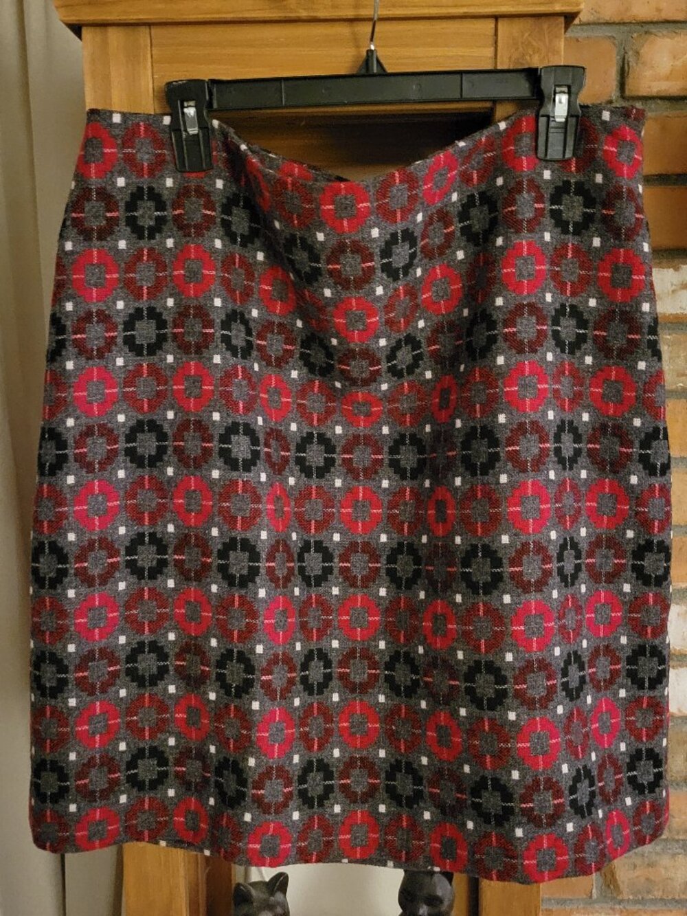 Talbots Geometric Medallion Wood-Blend Pencil Skirt Red Gray Black